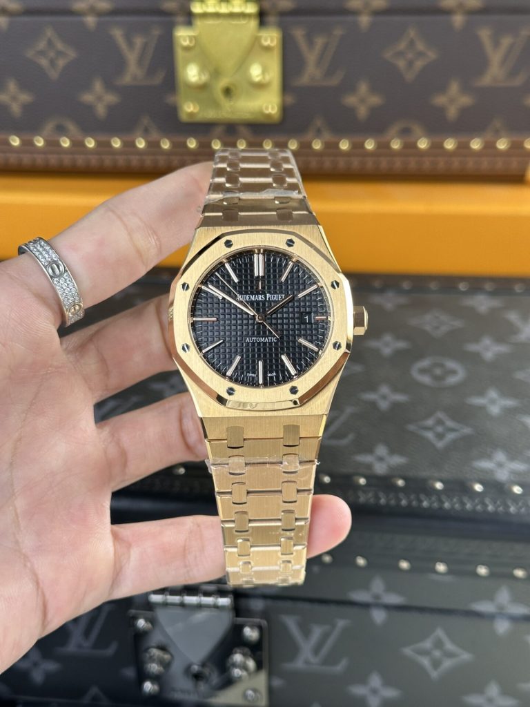 audemars piguet royal oak 15400or 41mm with black dial audemars piguet royal oak 15400or 41mm with black dial
