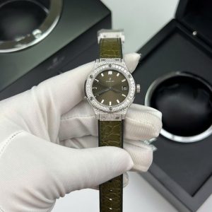 hublot classic fusion titanium green 33mm custom moissanite diamonds 