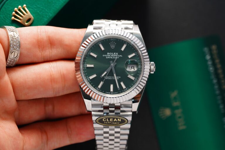 rolex datejust 126334 green dial clean factory 41mm rolex datejust 126334 green dial clean factory 41mm